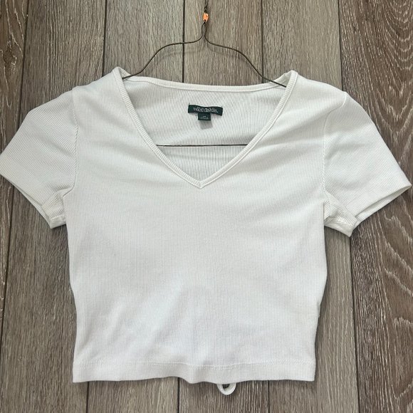 White Wild Fable Cropped Short Sleeve, Extra Small - Picture 1 of 3